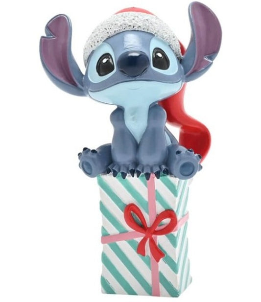 DISNEY CHRISTMAS: ORNAMENT STITCH ON PRESENT